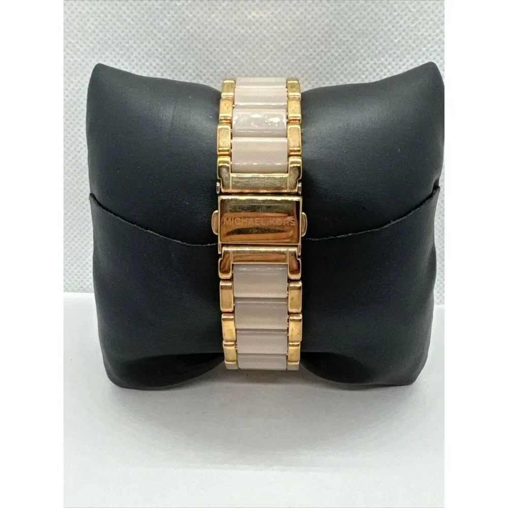 Michael Kors Parker MK6176 Women Rose Gold Analog Dial Quartz Wrist Watch JNA373